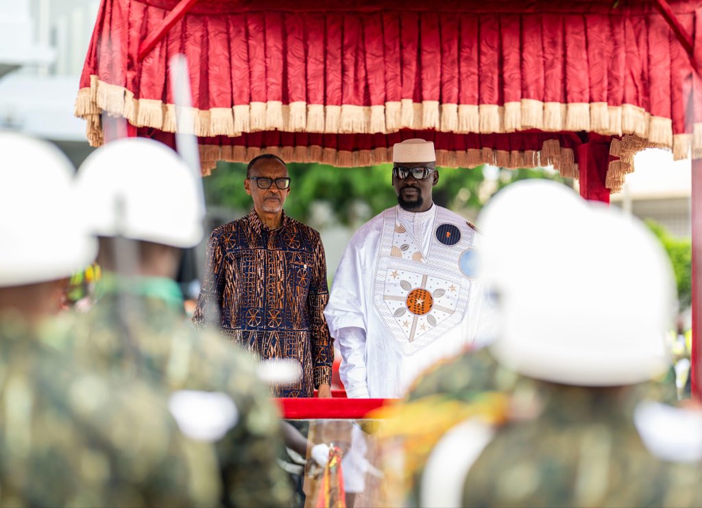 Perezida Kagame yageze muri Guinée-Conakry mu ruzinduko rw'akazi - Amizero